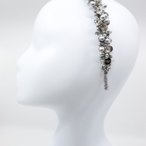 Selena peavõru kristallide ja pärlitega